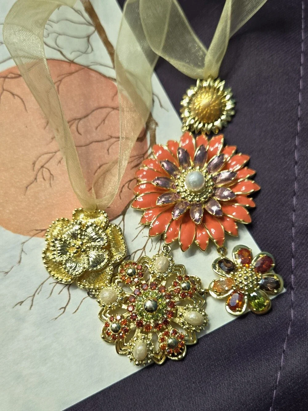 Lenox Vintage Enamel Crystal flower and ribbon necklace